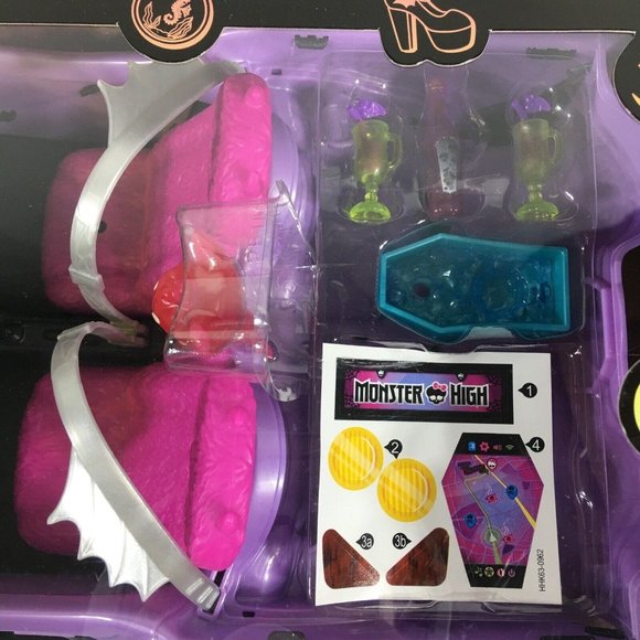 Monster High Toy Car Ghoul Mobile With Pet & Accessories Purple Convertible - Picture 15 of 16